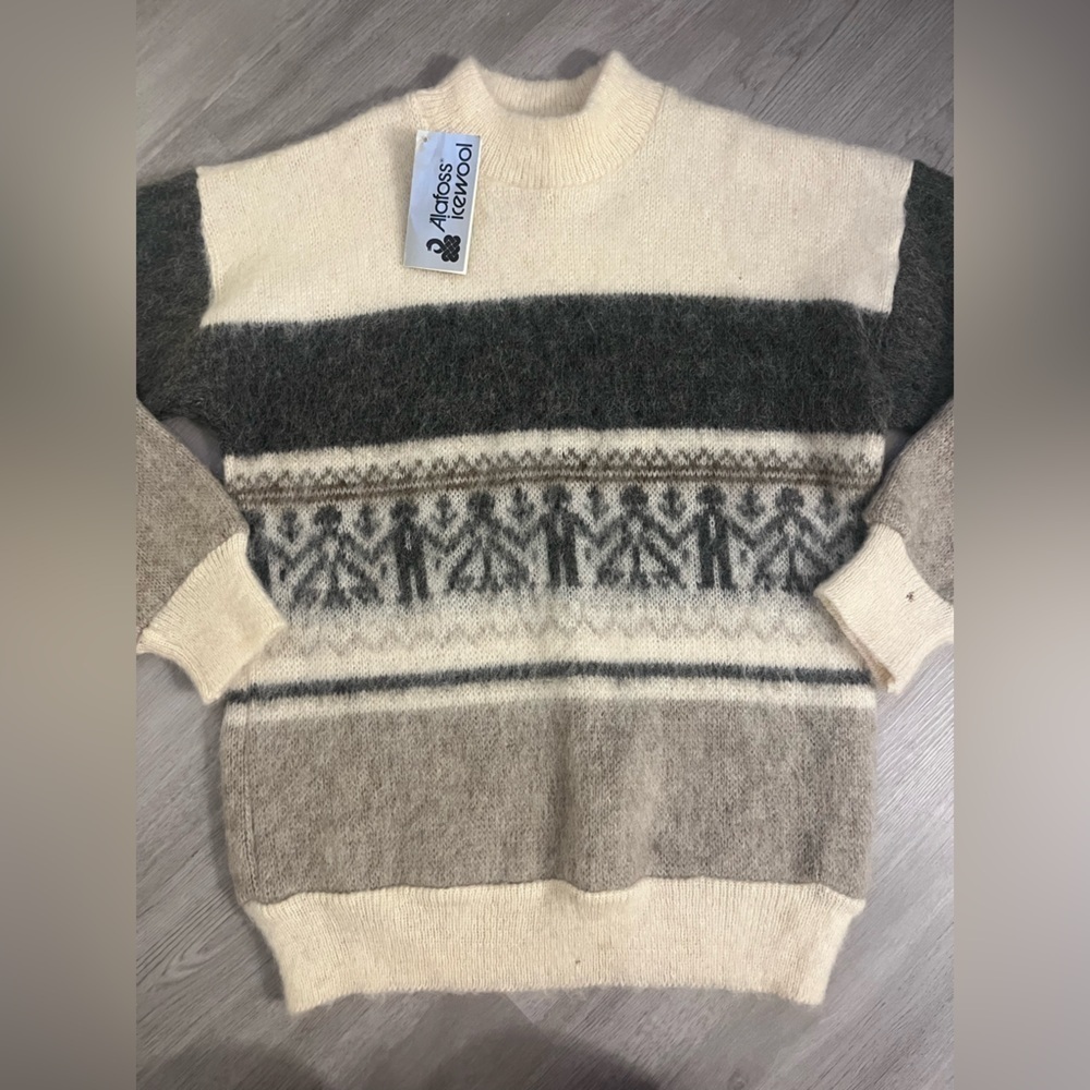 NWT flawed DEADSTOCK Alafooss Icewool Knit Sheepwool Sweater